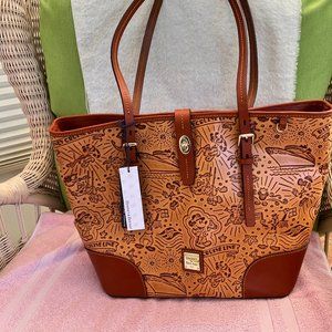 DISNEY DOONEY & BOURKE CRUISELINE (DCL) DOVER SKETCH TOTE